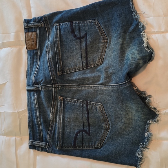 American Eagle Hi Rise Shortie - Picture 5 of 5